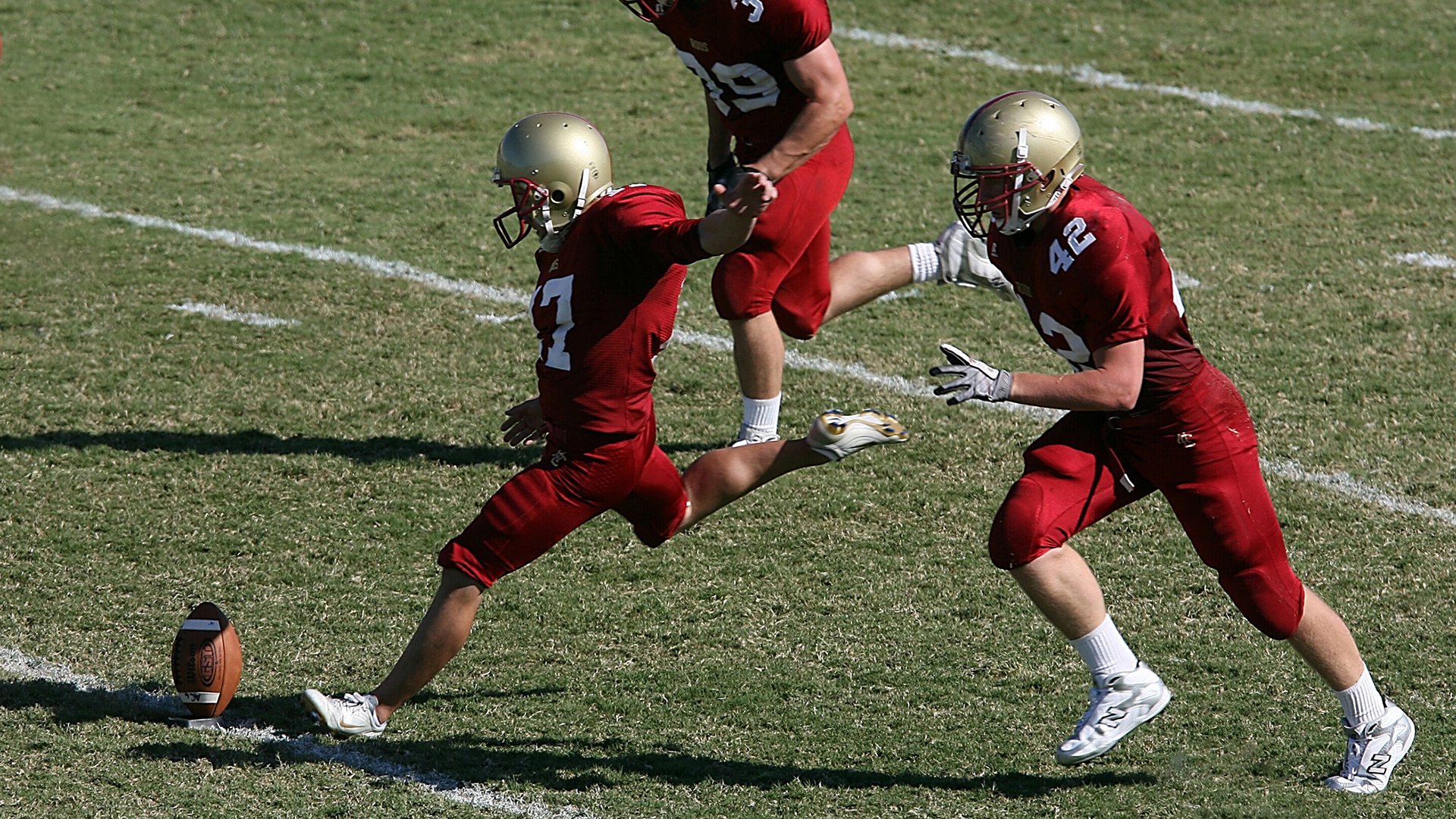 爱游戏体育官网-技术雷达图显示动作标准化趋势明显,雷达的技术指标